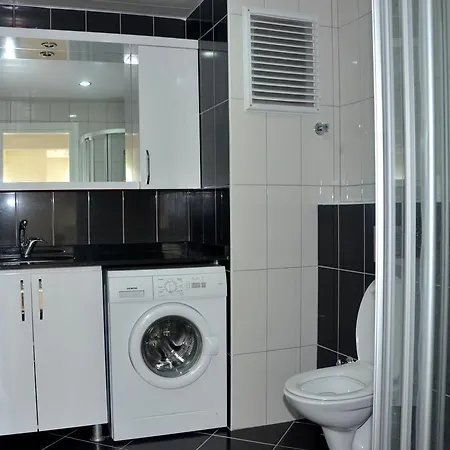 Luxury Suites By Melani Oba River Apartman *