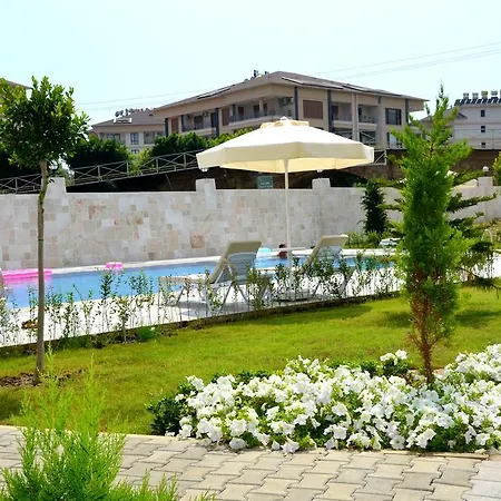 Luxury Suites By Melani Oba River Apartman Alanya